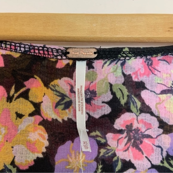 NWT New Free People Floral Cropped Ruffle Maybel Tie-Front Blouse Top Size XS - Picture 6 of 8